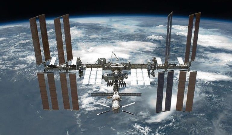 Międzynarodowa Stacja Kosmiczna. Fot. NASA/wikipedia.com