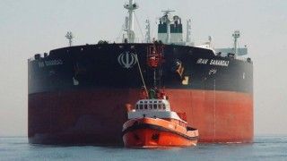 Tankowiec zmierzający do gdańskiego naftoportu. Fot. naftoport.pl