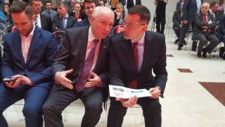 Od prawej: wicepremier Mateusz Morawiecki i prezes PKN Orlen Wojciech Jasiński. Fot. Energetyka24.com
