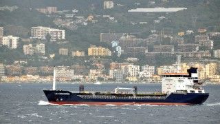First_demonstrations_calling_for_toppling_the_regime_in_Libya_(Bayda,_Libya,_2011-02-16)
