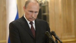 "Podczas szczytu Azja - Europa prezydent Rosji, Władimir Putin przyznał niechętnie, że w jego kraju również może dojść do korekty ustawy budżetowej". Fot. kremlin.ru