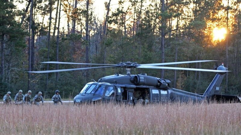 Amerykanie chcą sprzedać do Meksyku 18 śmigłowców Black Hawk– fot. US Army