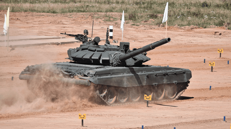 Rosja wprowadza na uzbrojenie m.in. zmodernizowane czołgi T-72B3. Fot. Vitaly V. Kuzmin/Wikimedia Commons/CC BY SA 3.0.