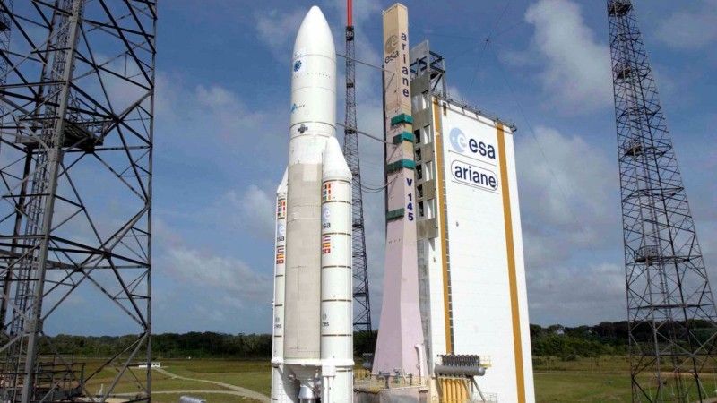 Rakieta Ariane 5 na stanowisku startowym ELA-3. Fot. ESA/CNES/ARIANESPACE-S.Corvaja