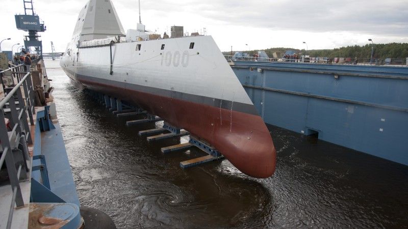 Dzięki zamówieniom z US Navy stocznia Bath Iron Works zwiększy w tym roku zatrudnienie o 600 osób – fot. US Navy/General Dynamics