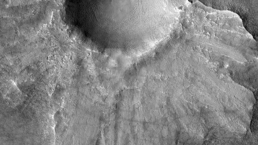 Zdjęcie wulkanu Arsia Mons wykonane przez sondę Mars Reconnaissance Orbiter. Fot. NASA