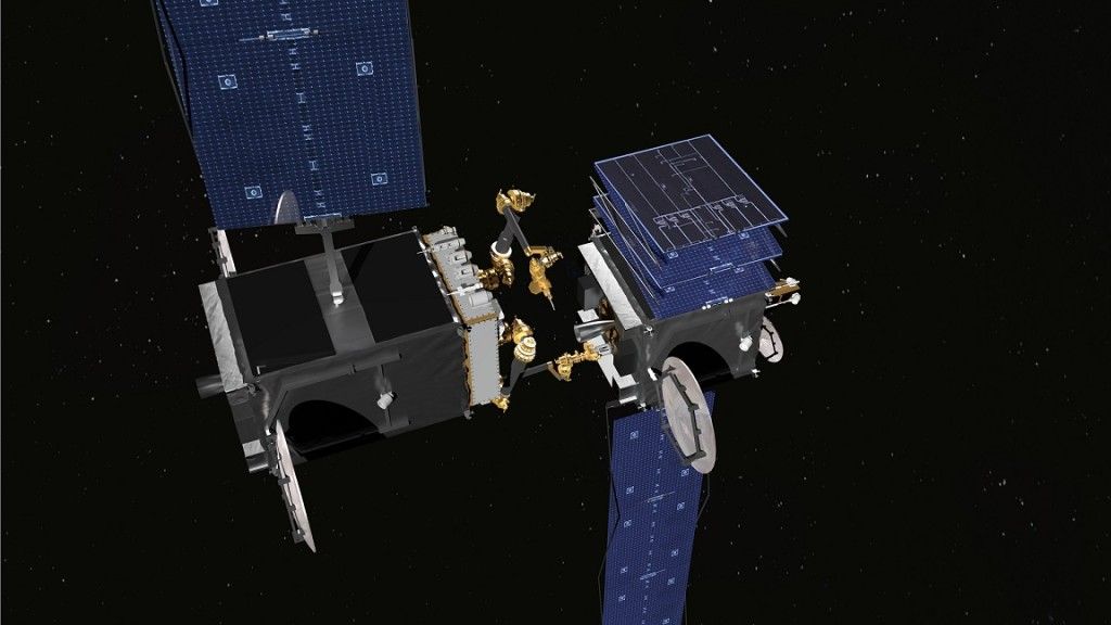 Koncepcja działania satelity naprawczego DARPA. Ilustracja: Space Systems Loral / sslmda.com