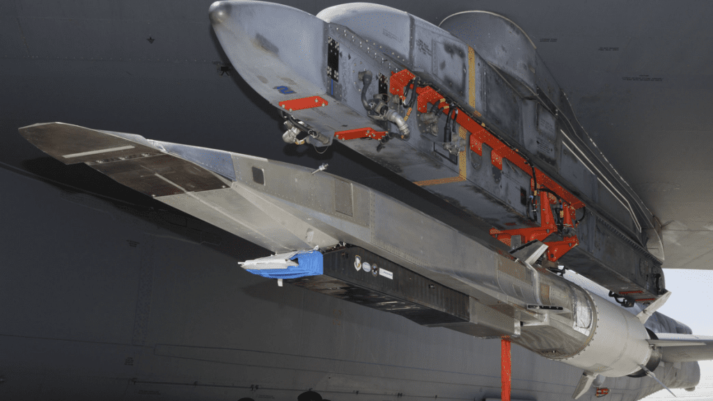 System X-51 przeznaczony do demonstracji broni hipersonicznej. Fot. Chad Bellay/USAF.