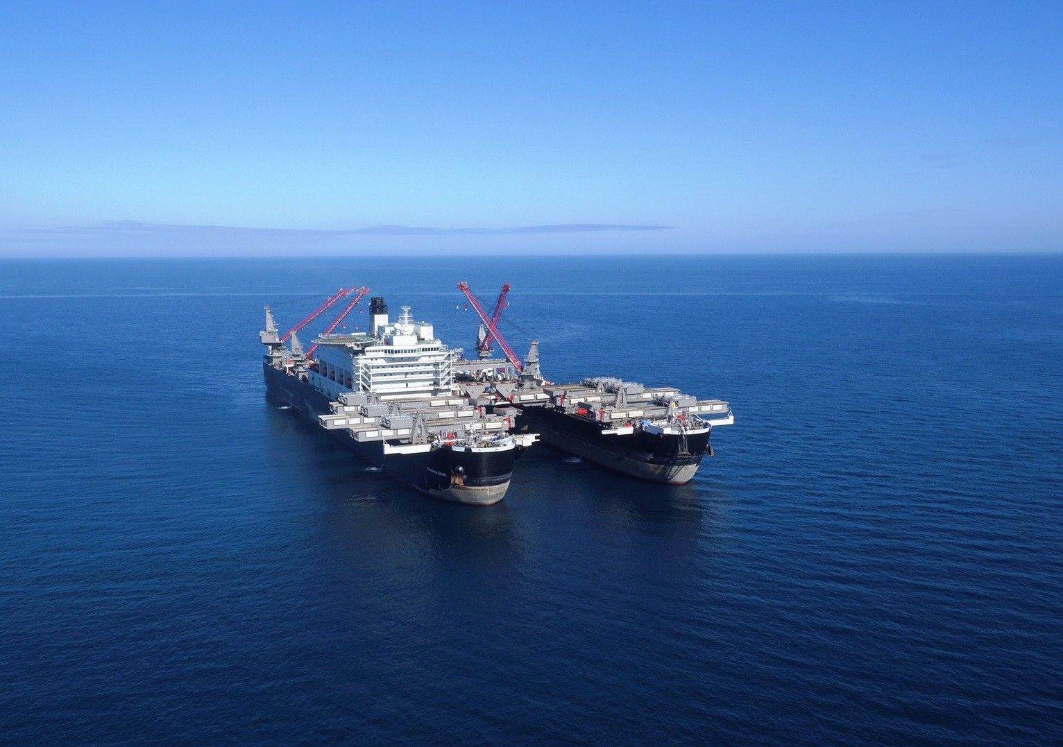 Statek Pioneering Spirit. Fot. Gazprom.