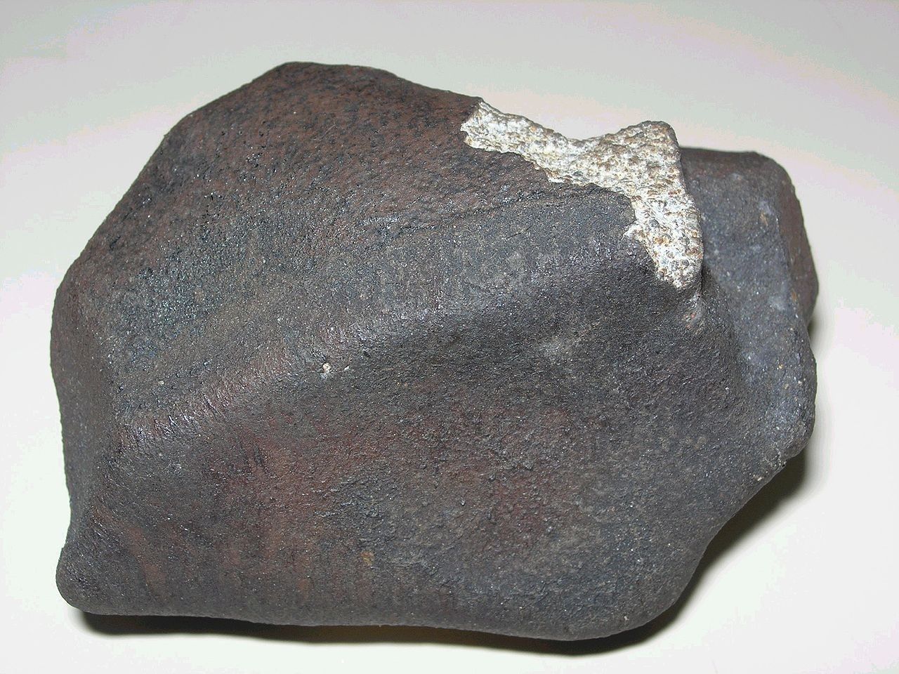 Meteoryt, który spadł w Brazylii w 1971 roku. Fot. Gabisfunny/Wikipedia