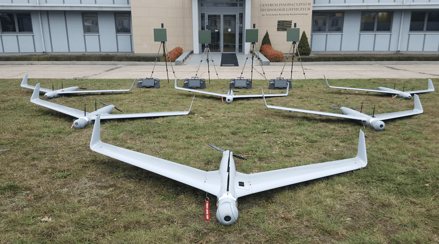 Polish air force institute introduces NeoX UAV, News