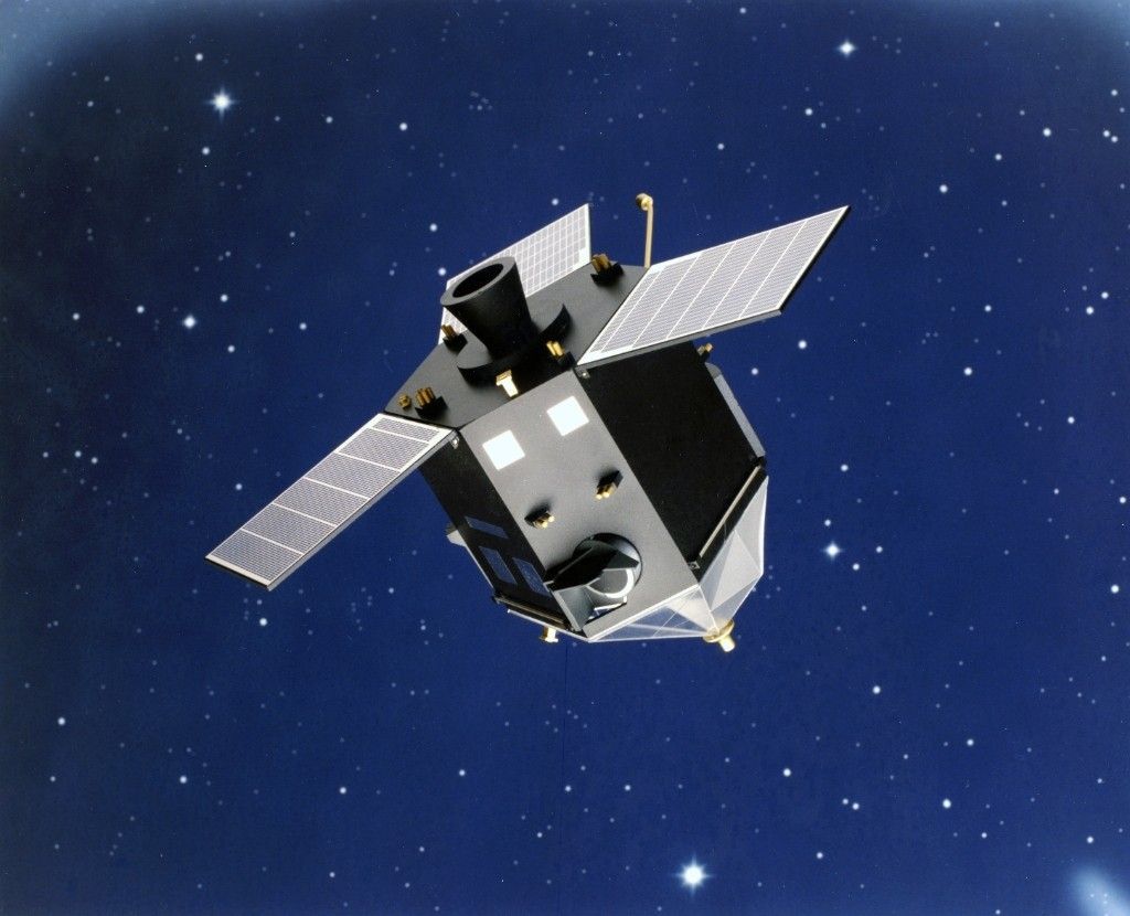 Satelita astrometryczny Hipparcos. Ilustracja: airbusgroup.com