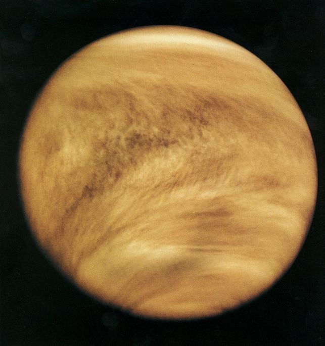 Obraz Wenus w ultrafiolecie, w obiektywie sondy Pioneer Venus Orbiter. Fot. NASA/JPL