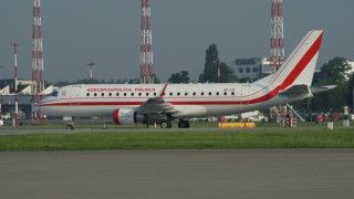 Leasingowany Embraer ERJ-175 - fot. Łukasz Pacholski
