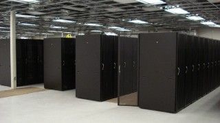 Serwerownia w środku bunkra / Fot. CyberBunker