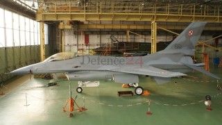Polskie zakłady wynoszą wymierne korzyści z offsetu : Bydgoskie WZL-2 będą serwisować polskie F-16C/D Jastrząb – fot. Łukasz Pacholski