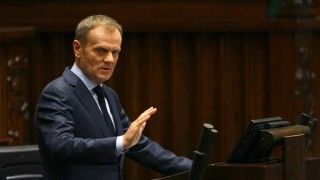 Premier Donald Tusk podczas debaty sejmowej ws. Amber Gold - fot. premier.gov.pl