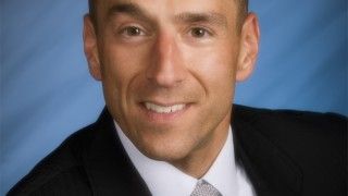 Swoje ponad dwudziestoletnie doświadczenie w obszarze bezpieczeństwa informacji, Levy zdobywał m.in. jako CTO w Blue Coat Systems (for. Sophos).