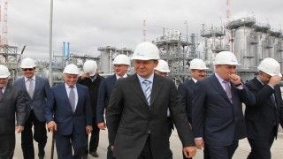 Na pierwszym planie Aleksiej Miller, prezes Gazpromu / fot. www.Gazprom.ru