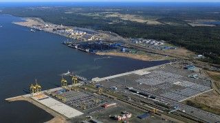 Port w Ust-Ułudze. Fot. Gazprom.ru