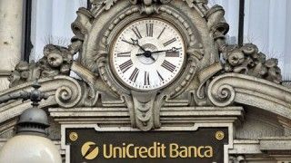 Bank Unicredit to kolejna instytucja finansowa oskarżona przez USA o łamanie sankcji przeciwko Iranowi - fot. Getty Images.