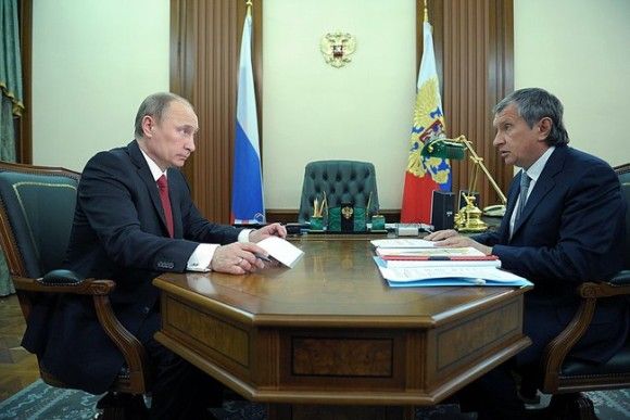 Władimir Putin i Igor Sieczin- fot. kremlin.ru