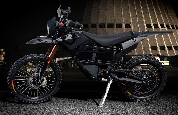 Amerykańskie siły specjalne testują motocykl Zero Motorcycles MMX wykonany w technice stealth – fot. us.ridexperience.metzeler.com
