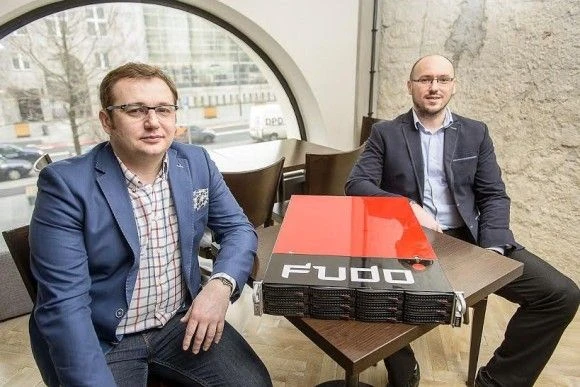 Patryk Brożek i Paweł Dawidek (fot. Wheel Systems)