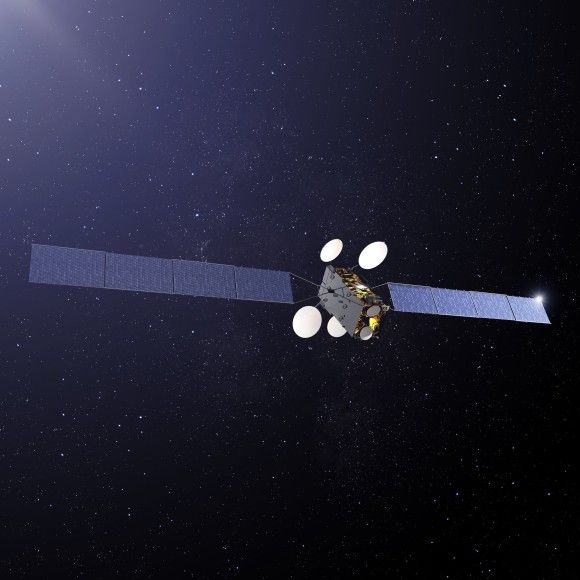 Artystyczna wizja brazylijskiego satelity telekomunikacyjnego SGDC. Ilustracja: Visiona Tecnologia Espacial