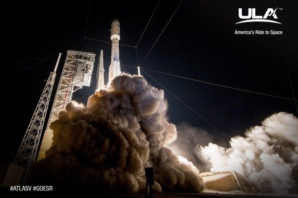 Start rakiety Atlas V z satelitą pogodowym GOES-R, Fot. United Launch Alliance via Facebook