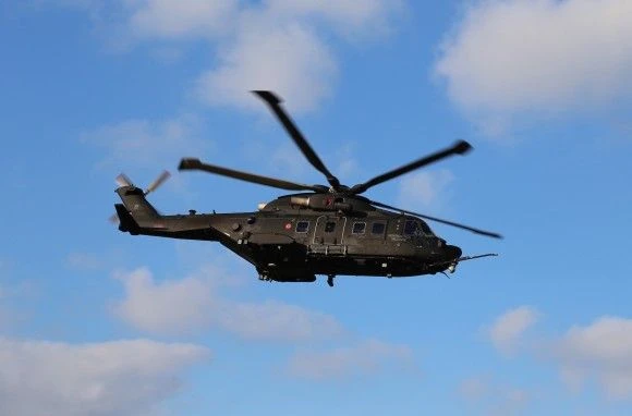 Śmigłowiec HH-101A Caesar podczas pokazu w Warszawie- fot. J. Sabak