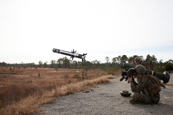 The aid for Ukraine will not probably include lethal weapons, such as depicted Javelin ATGM. Photo: SOI-East Combat Camera/Lance Cpl. Andrew Kuppers/US DoD.