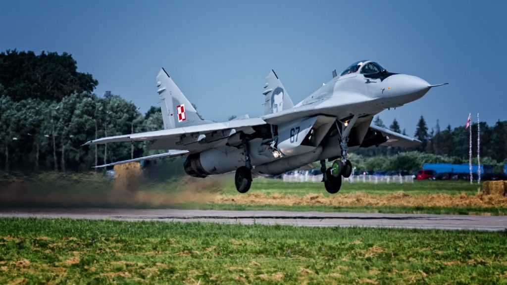 MiG-29 nr. taktyczny 67, który uległ wypadkowi pod Mińskiem Mazowieckim, fot. Jacek Simiński