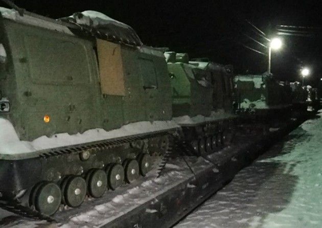 Pierwsze pojazdy GAZ-3344-20 „Aleut” są przekazywane do rosyjskiej brygady arktycznej. Fot. mil.ru