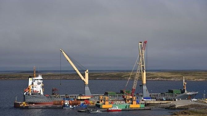 Nowa infrastruktura portu Mare Harbour na Falklandach. Fot. www.volkerstevin.co