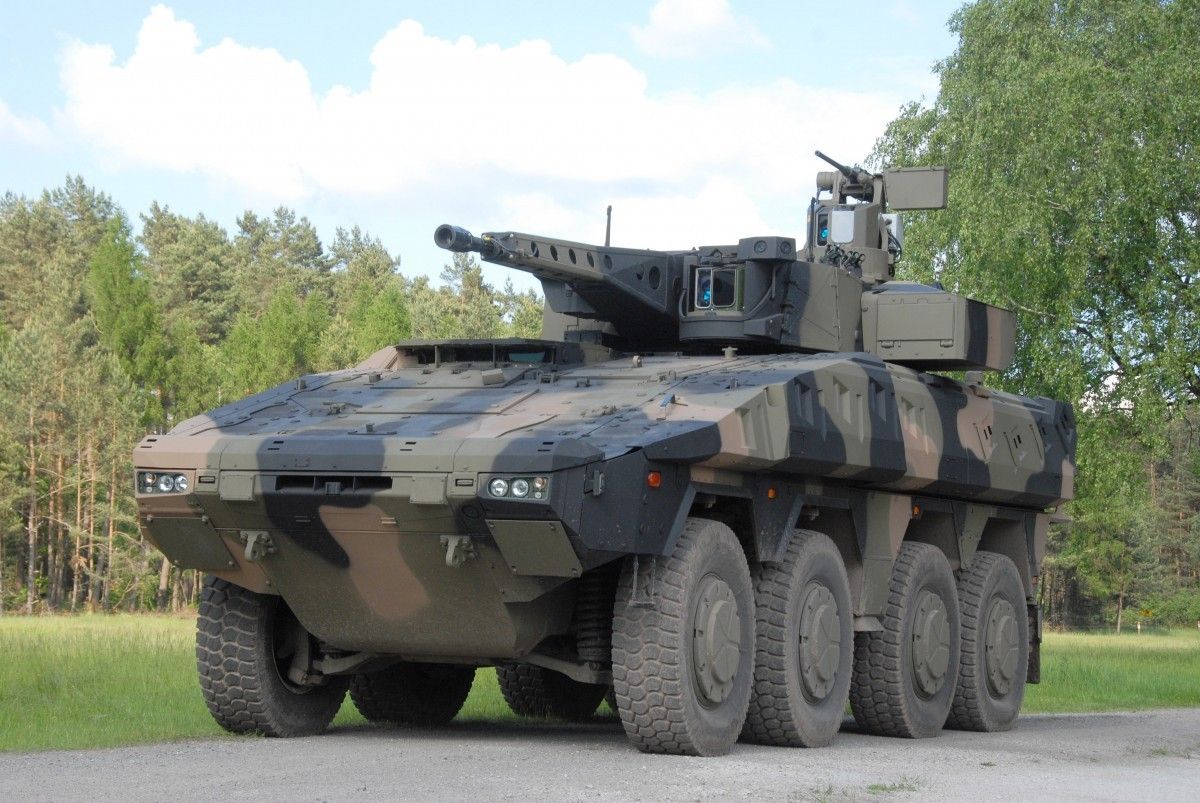 kołowy transporter opancerzony Boxer z wieżą Lance, w wersji testowanej przez Australię, fot. WikiMedia/Graham Robson-Parker