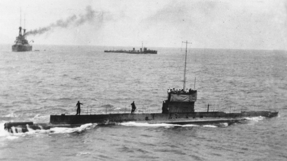 Ostatnie znane zdjęcie australijskiego okrętu podwodnego HMAS „AE1” z 9 września 1914 roku. Fot. Commonwealth of Australia