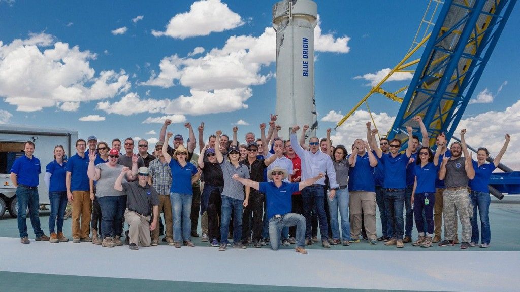 Ekipa Blue Origin świętuje udany lot suborbitalny nr 2 - 29 kwietnia 2018. Fot. Blue Origin via Twitter