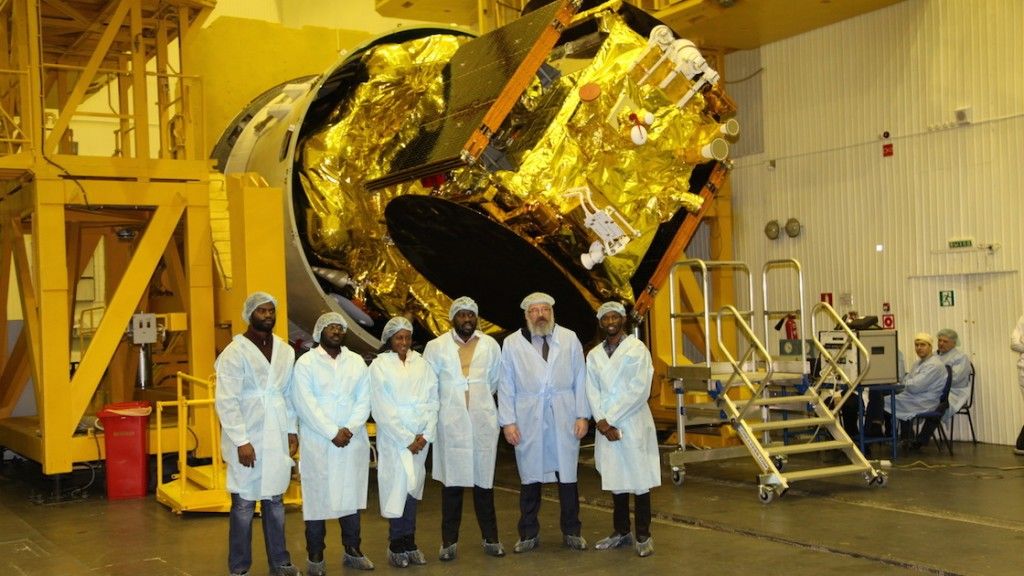 AngoSat-1 przed wyniesieniem. Fot. RKK Energia
