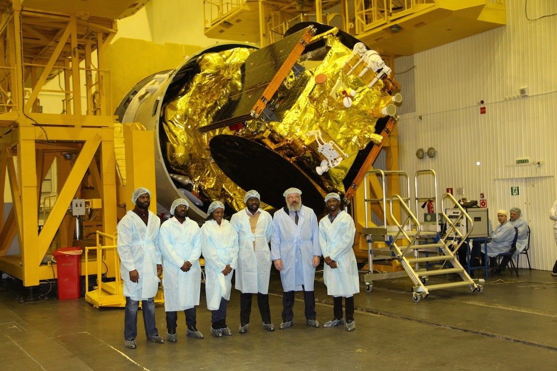 AngoSat-1 przed wyniesieniem. Fot. RKK Energia