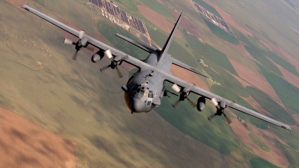 AC-130 Spectre z 16. Dywizjonu operacji specjalnych . Fot. J. Braden/USAF.