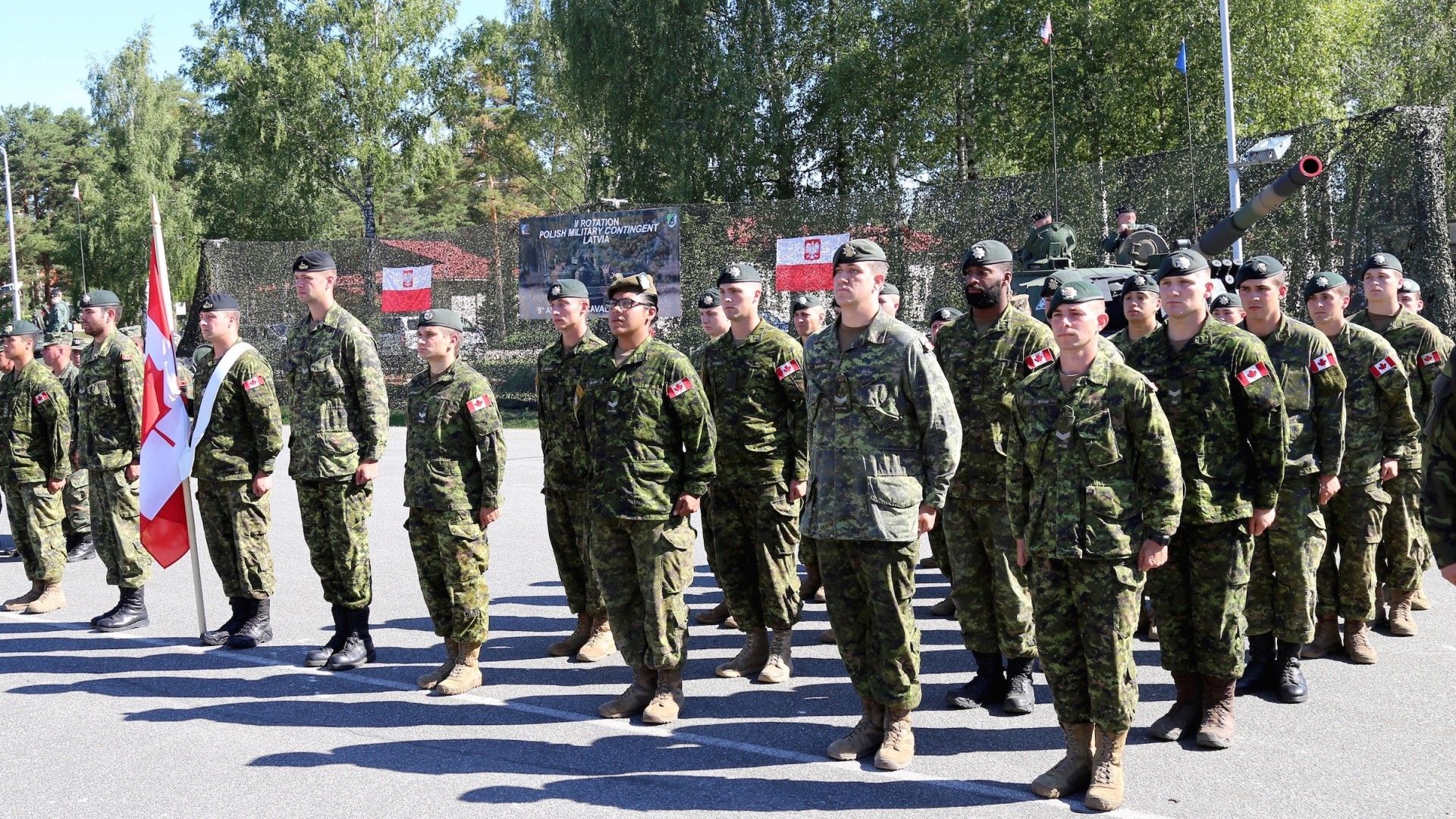 Kanadyjczycy, którzy stanowią trzon batalionu NATO na Łotwie. Fot. Rafał Lesiecki / Defence24.pl