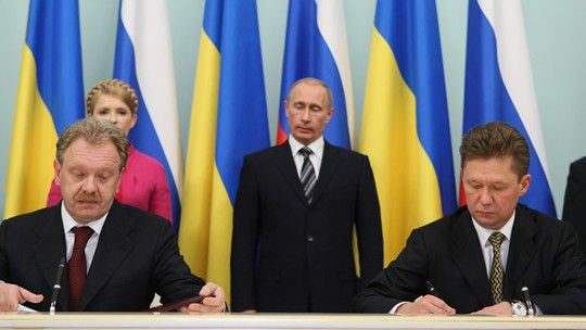Fot.: Ceremonia podpisania obecnie obowiązującej umowy tranzytowej w 2009 roku; government.ru
