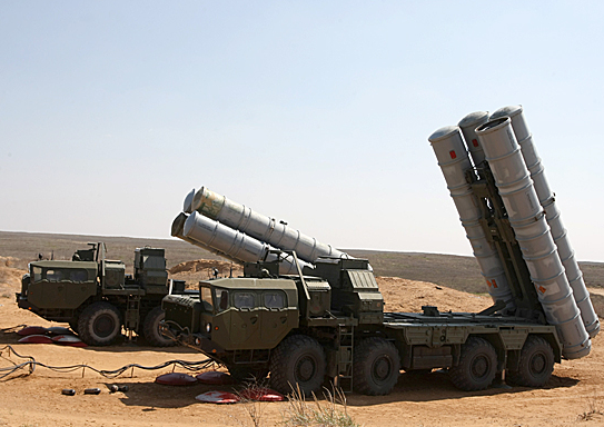 Rosja przerzuca żołnierzy i sprzęt wojskowy z Syrii na Ukrainę