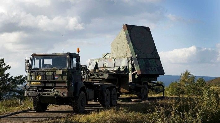 The contract signed is probably going to cover acquisition of 4 sector-scanning radars. Image Credit: Defensie.nl.