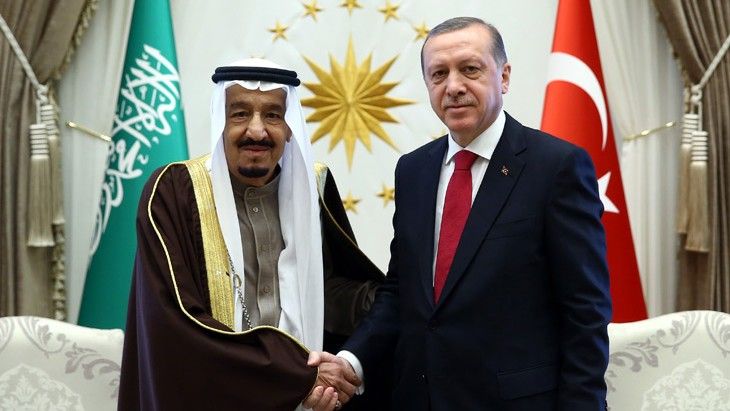 Król Arabii Saudyjskiej Salman bin Abdulaziz Al Saud i prezydent Turcji Recep Tayyip Erdoğan/ Fot. tccb.gov.tr