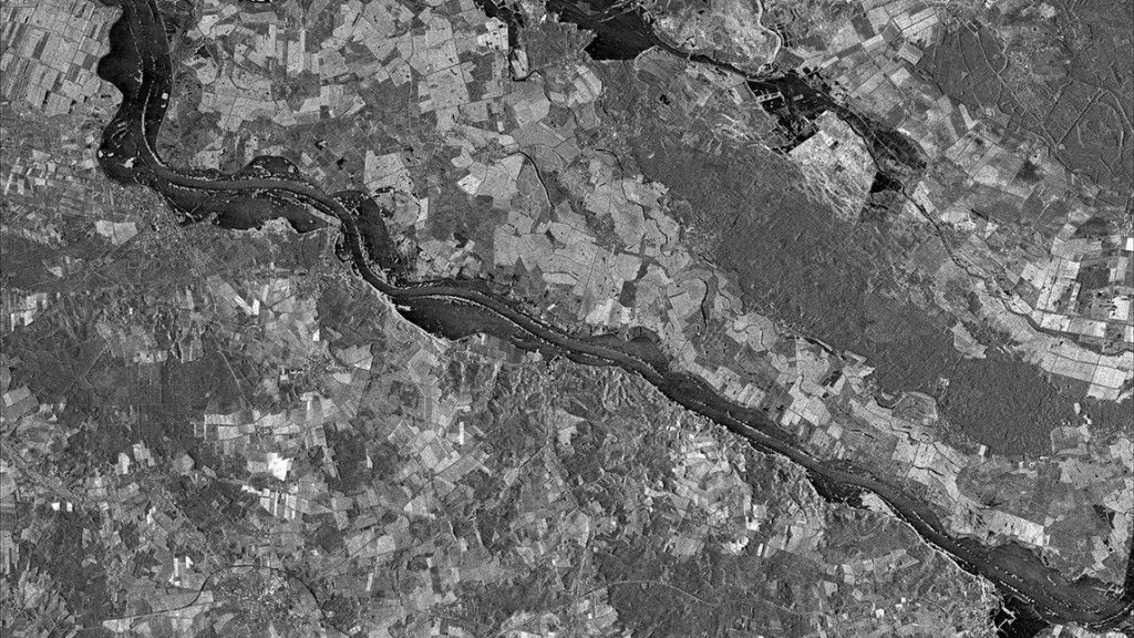 Zdjęcie niemieckiej rzeki Elby wykonane przez satelitę TerraSAR-X. Źródło: Airbus Defence & Space