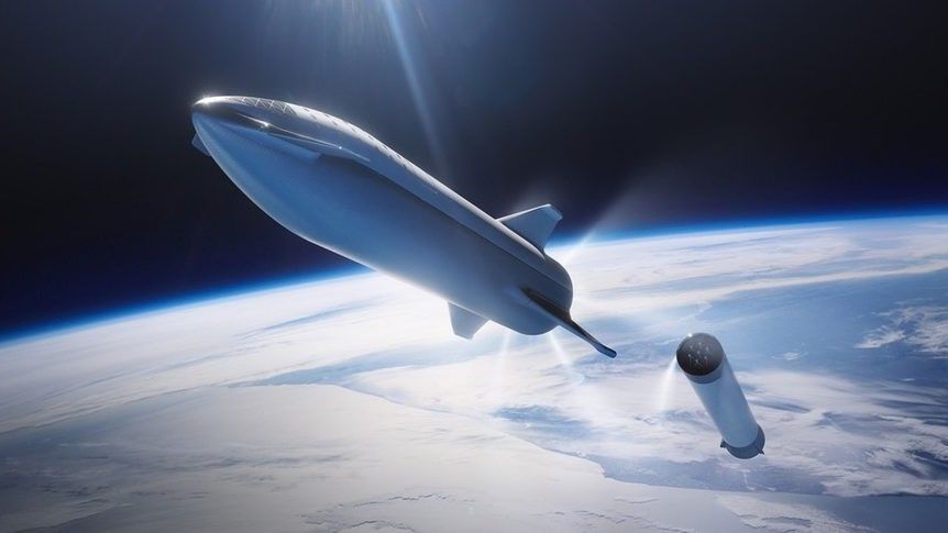 Wizja statku BFS po oddzieleniu od dolnego stopnia rakiety BFR. Ilustracja: SpaceX
