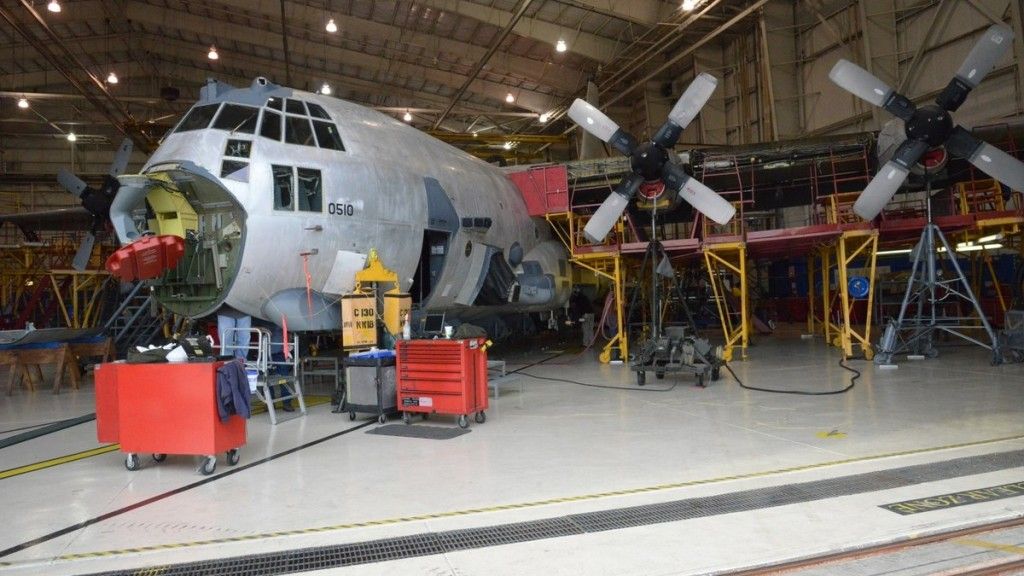 Przegląd C-130 w WR-ALC/ Fot. USAF