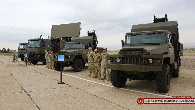 W październiku br. do Gruzji dostarczono systemy przeciwlotnicze krótkiego zasięgu Mistral ATLAS, produkcji MBDA, które zamontowano na wozach Acmat VLRA 2. Fot. Ministry of Defence of Georgia/Facebook